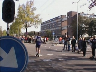 Marathon2003_00070.jpg (28285 bytes)