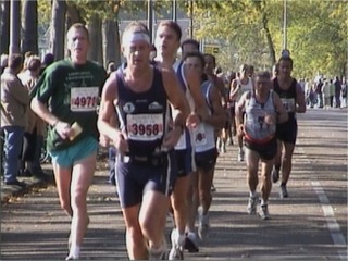 Marathon2003_00082.jpg (33910 bytes)