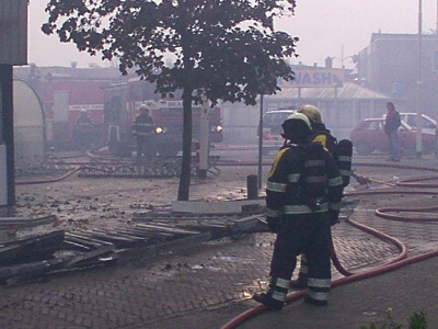 WKonmar_E006.jpg (95823 bytes)